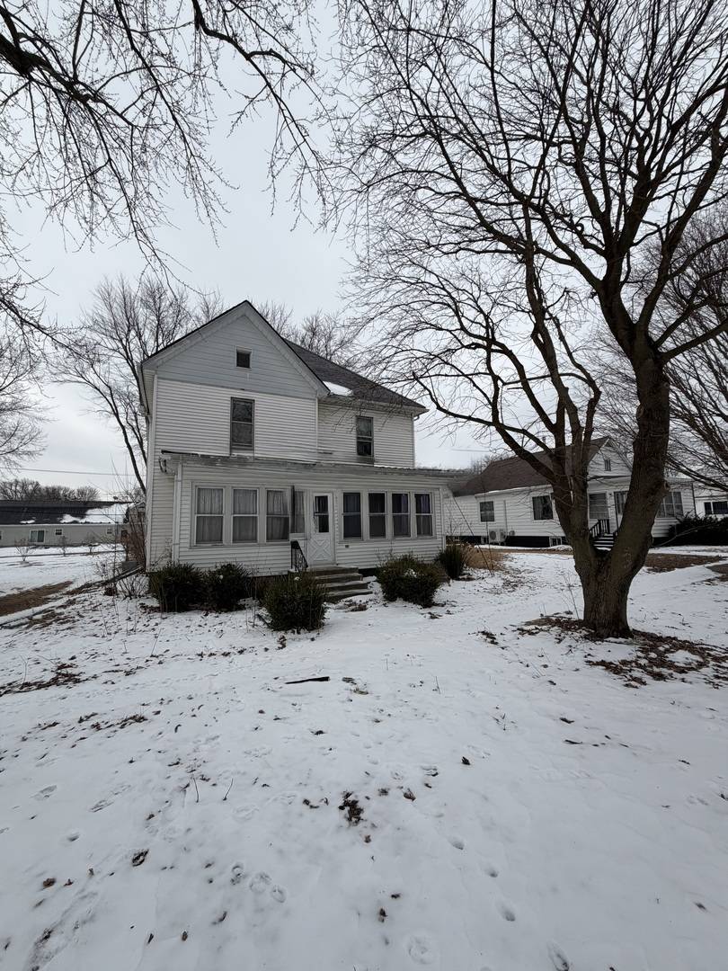 320 W Hack ST, Cullom, IL 60929
