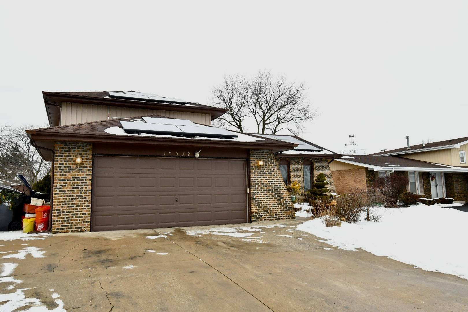 17032 Cregier AVE, South Holland, IL 60473