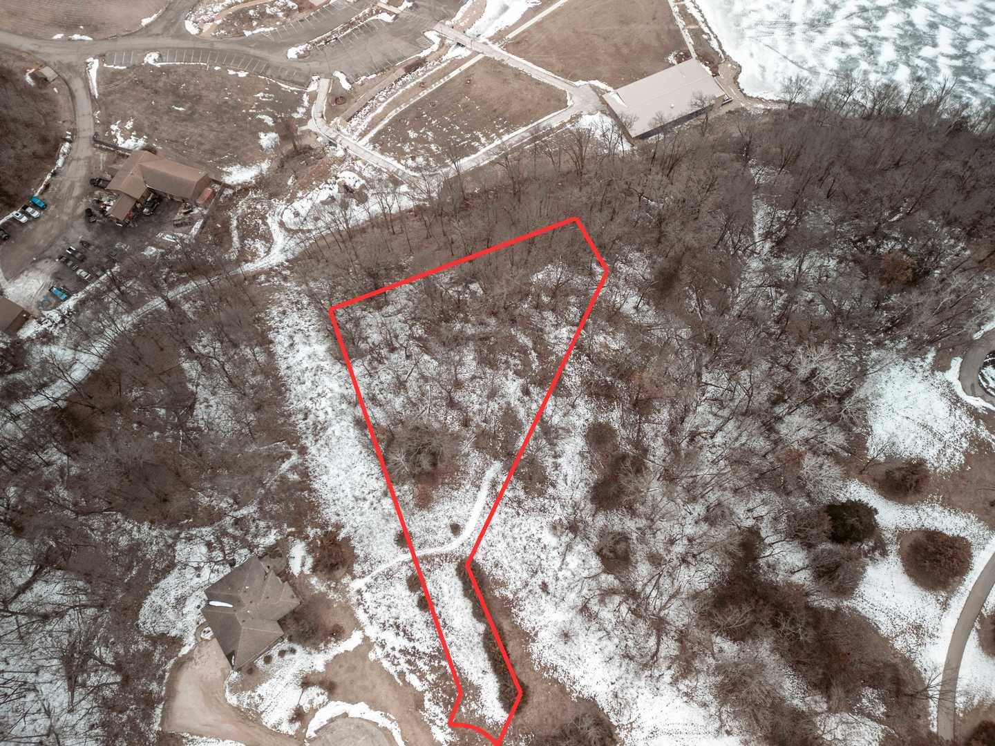 2 Waterford DR, Galena, IL 61036