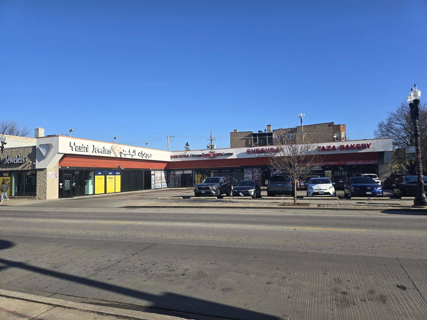 3102 W Devon AVE, Chicago, IL 60659