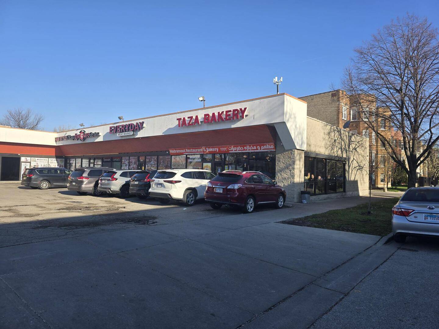 3102 W Devon AVE, Chicago, IL 60659