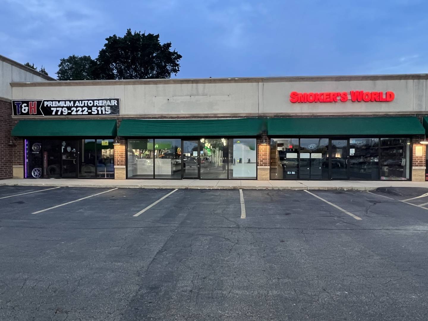 1565 DeKalb AVE #D, Sycamore, IL 60178