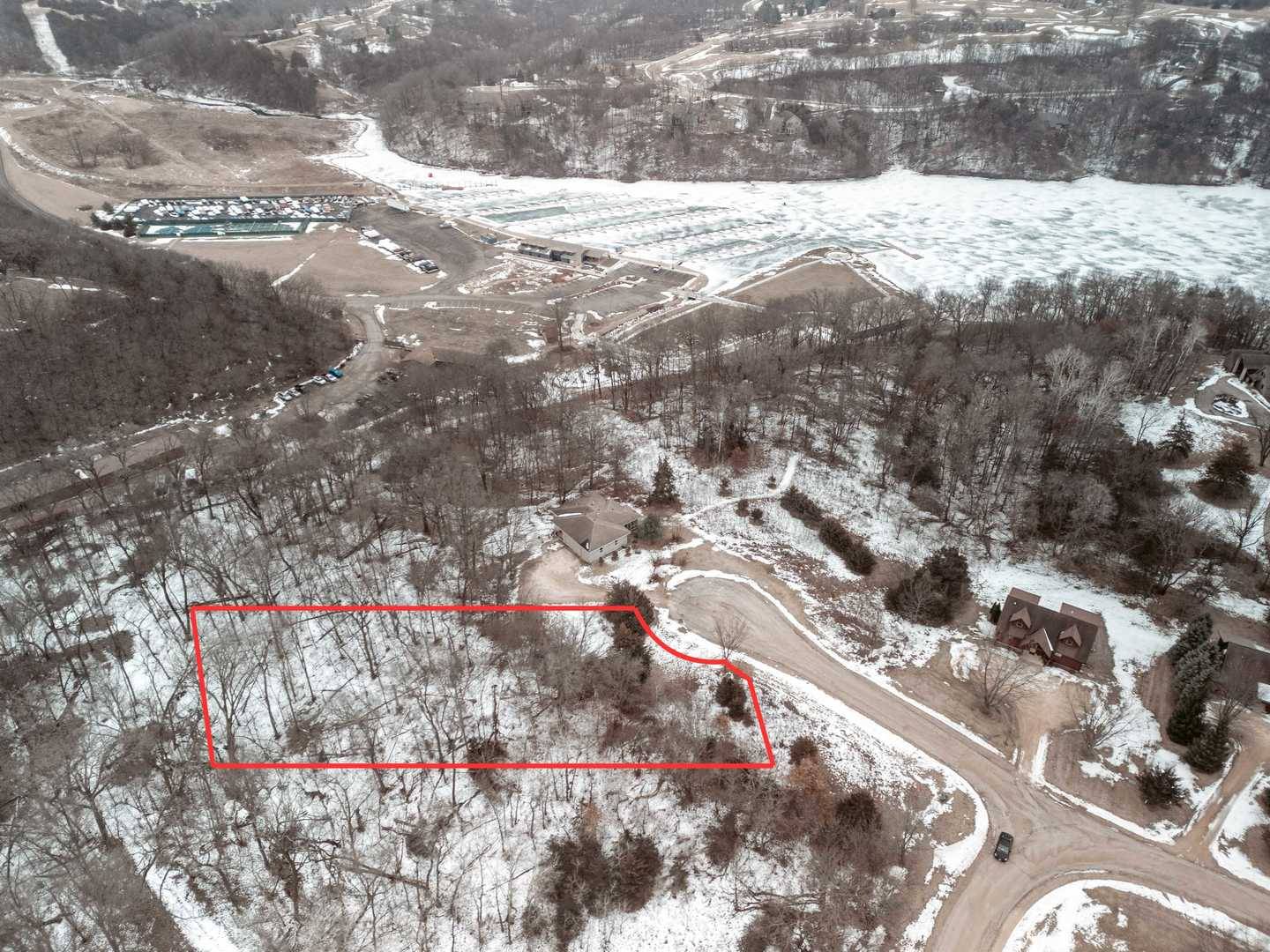 3 Waterford DR, Galena, IL 61036