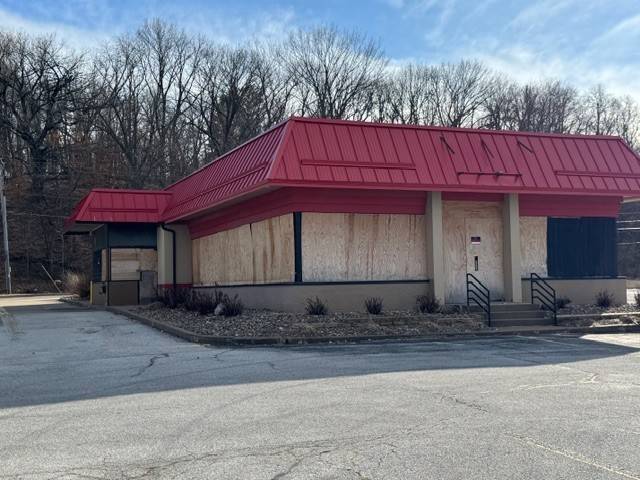 425 55TH ST, Moline, IL 61265