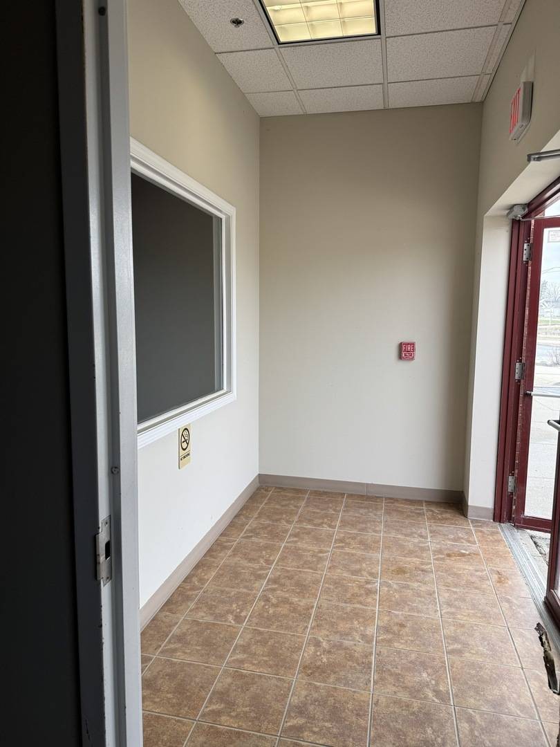 601 W Army Trail BLVD #C, Addison, IL 60101