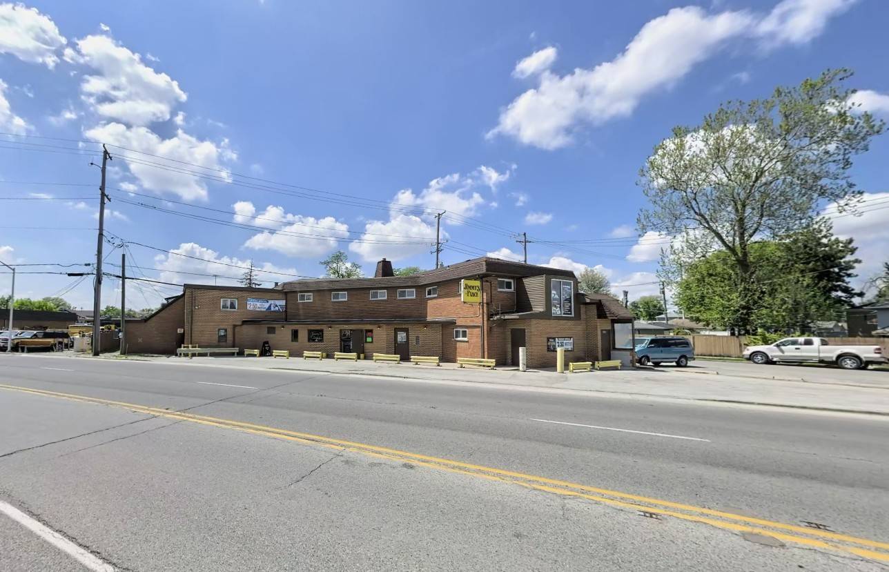 4300 Amelia AVE, Lyons, IL 60534