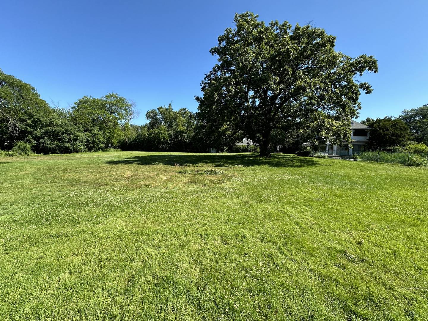 118 Dickens RD, Northfield, IL 60093