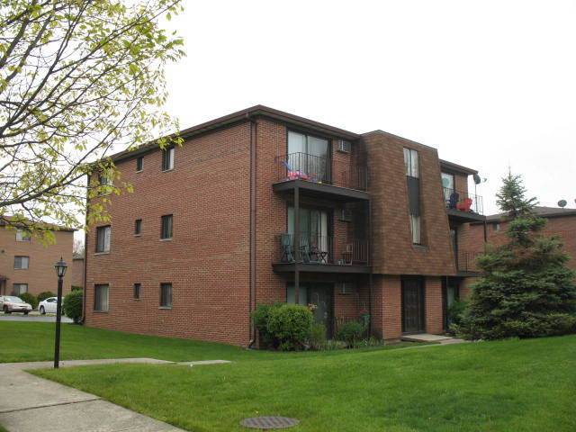 709 W 65TH ST #5, Westmont, IL 60559