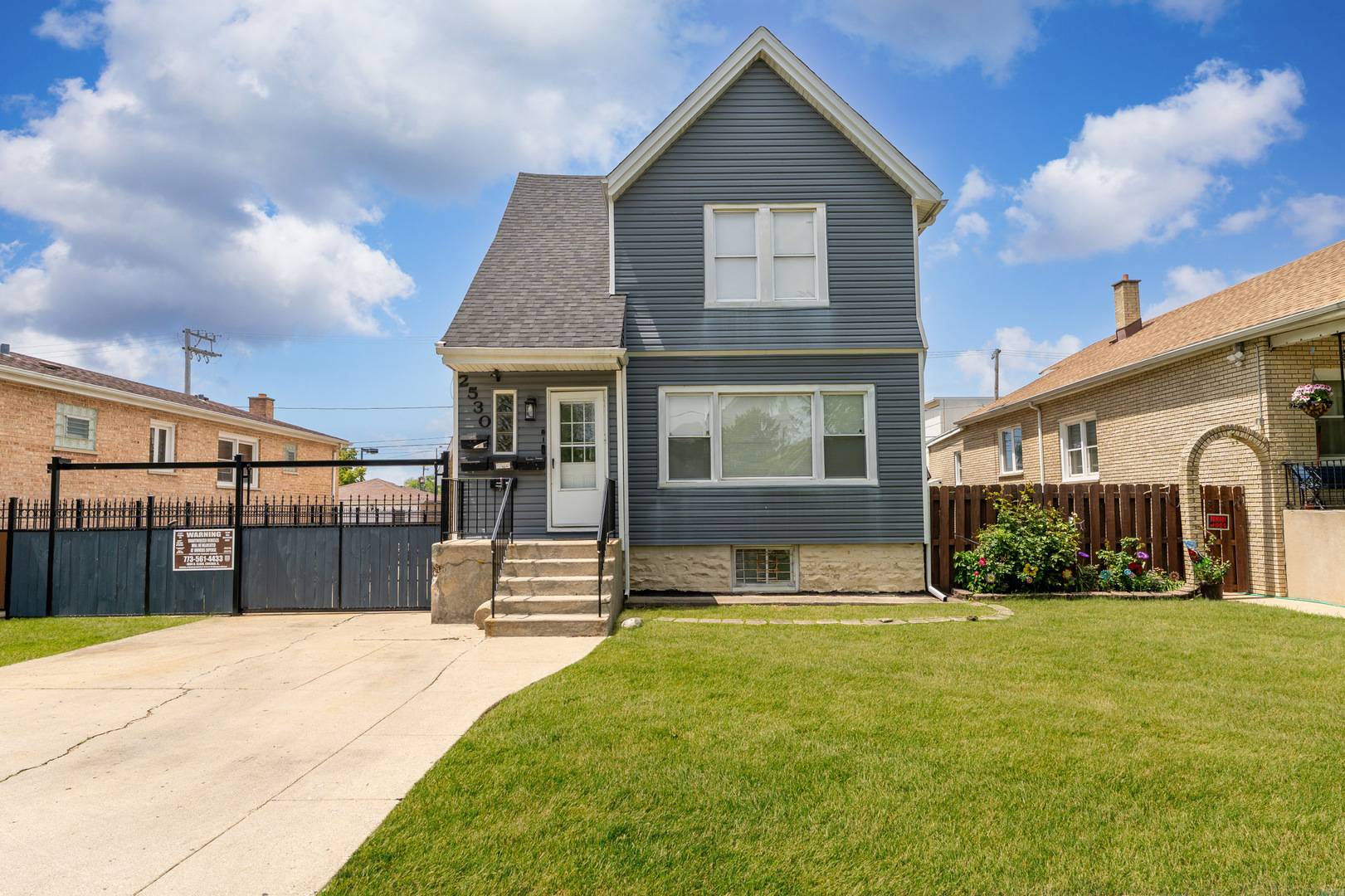 2530 N Neva AVE, Chicago, IL 60707