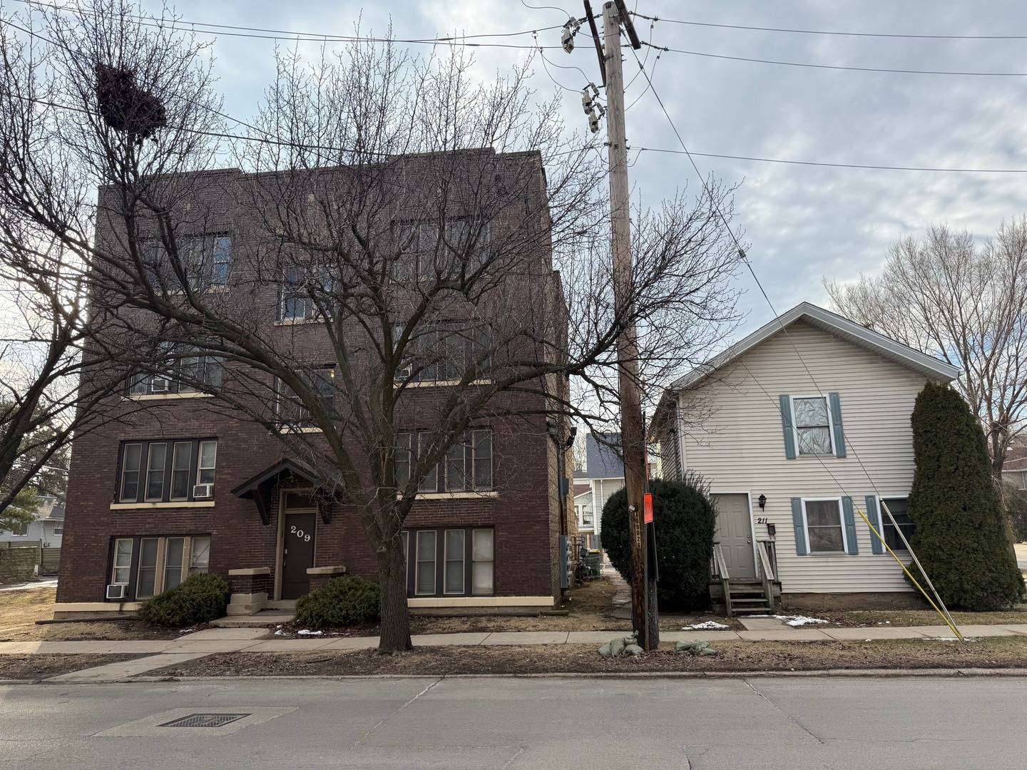 209 N Center ST, Joliet, IL 60435