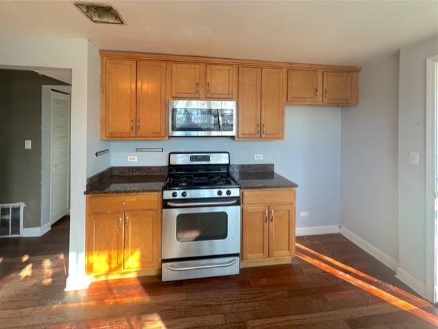 1939 W Pratt BLVD #3, Chicago, IL 60626