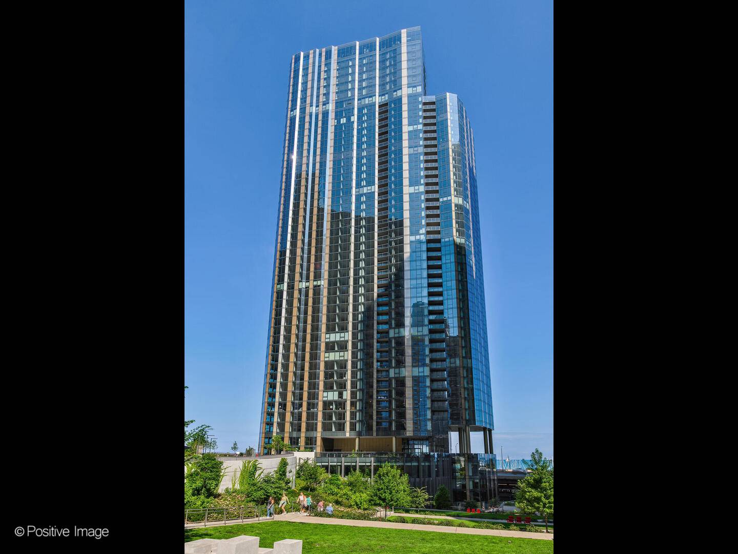 211 N Harbor DR #1003, Chicago, IL 60601