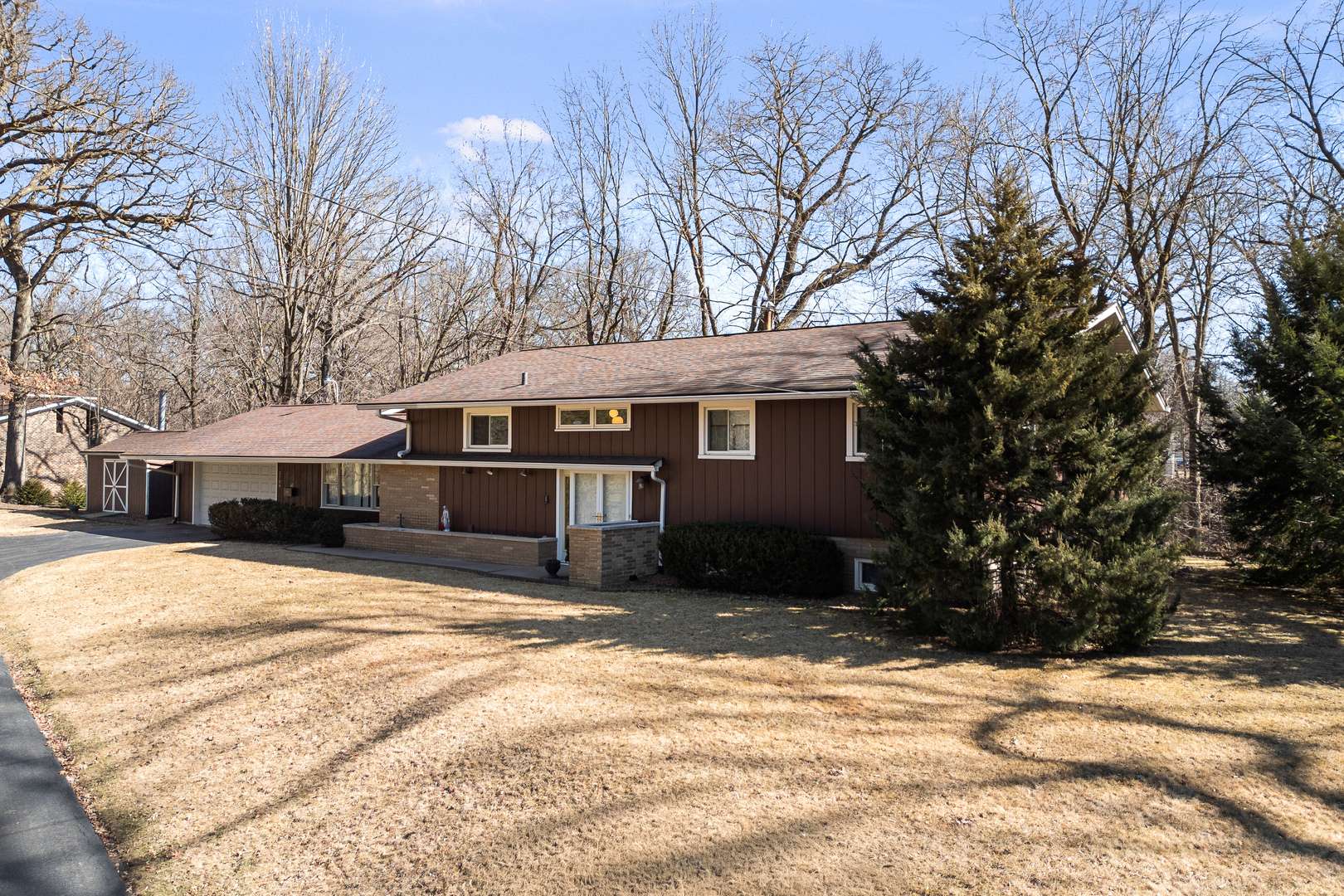 3709 9th AVE, Moline, IL 61265