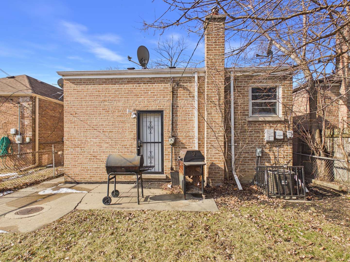 14235 S Wallace AVE, Riverdale, IL 60827