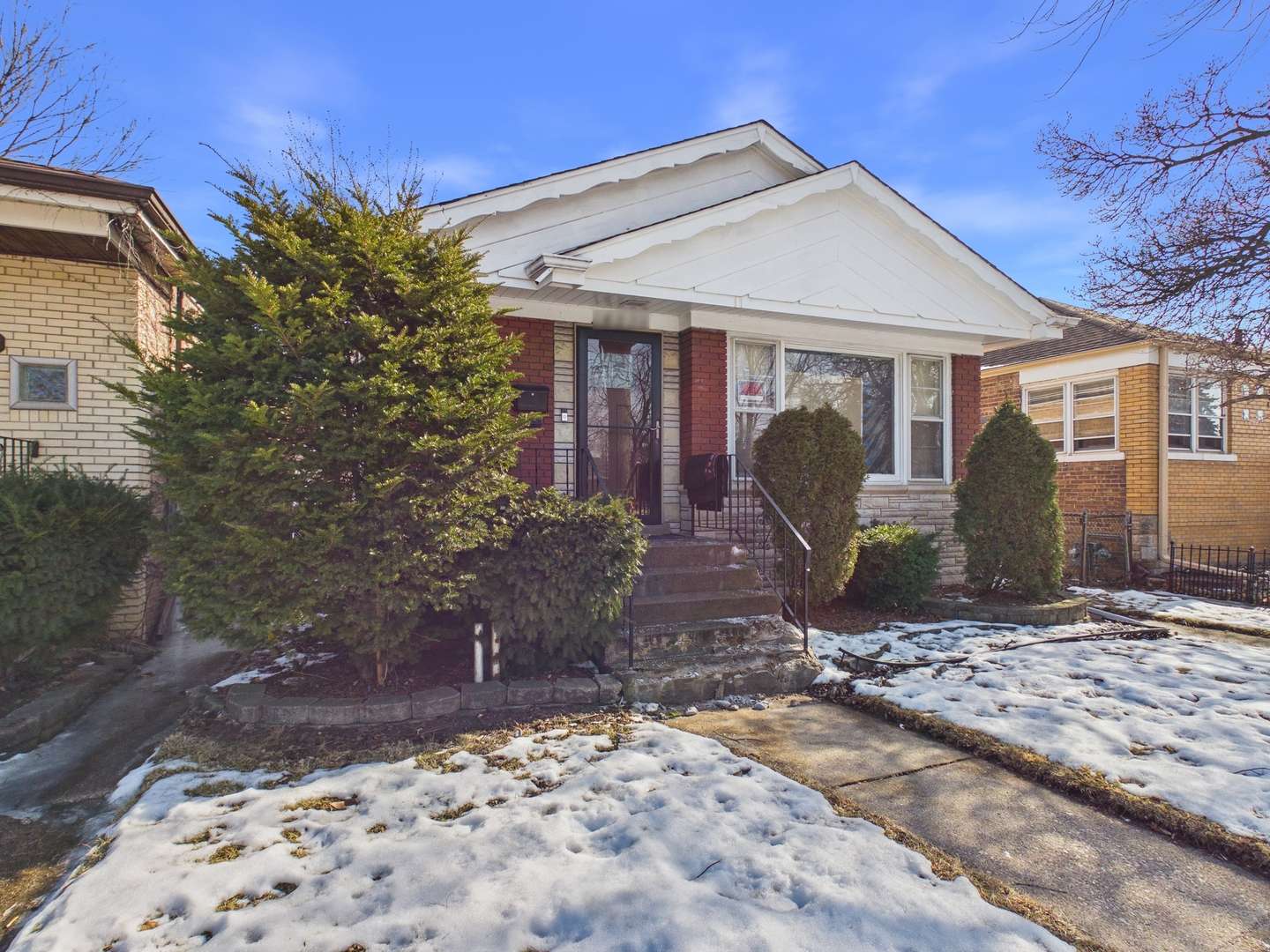 14235 S Wallace AVE, Riverdale, IL 60827