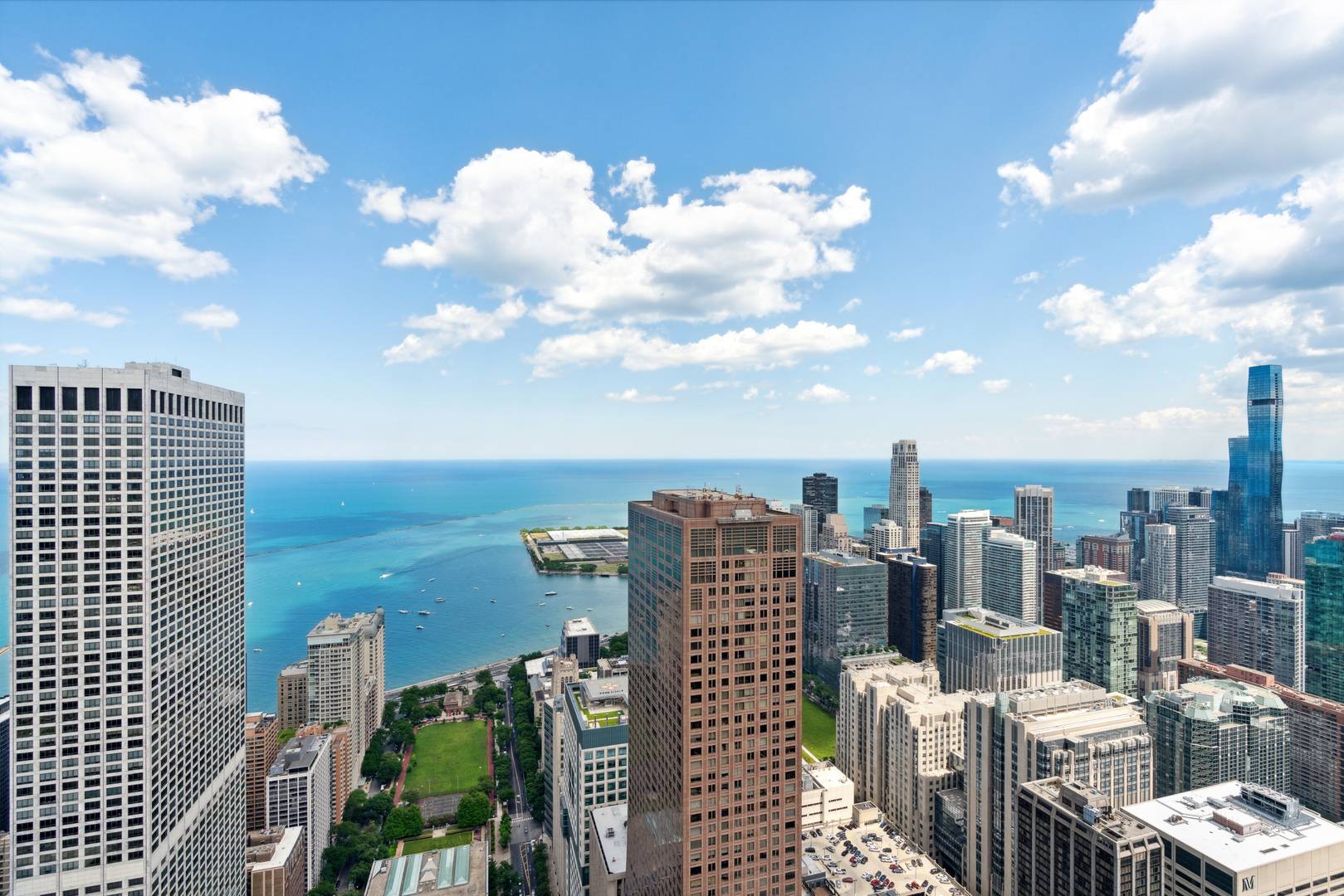 800 N Michigan AVE #PH67, Chicago, IL 60611