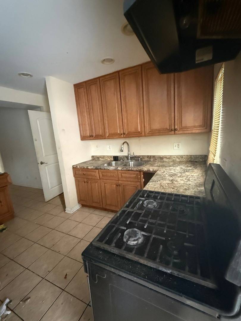 200 E 141st ST, Dolton, IL 60419