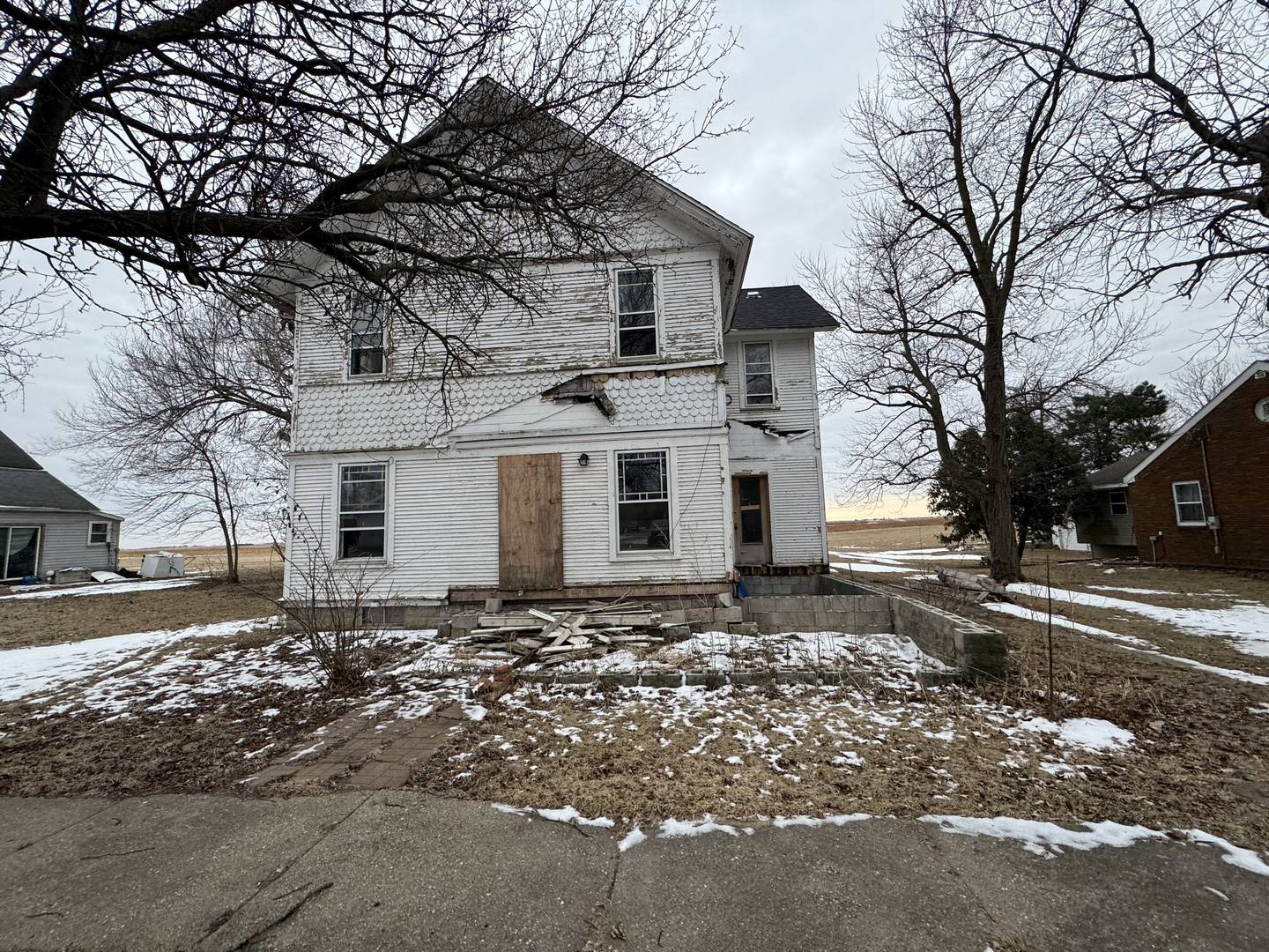 108 Main ST, Kempton, IL 60946