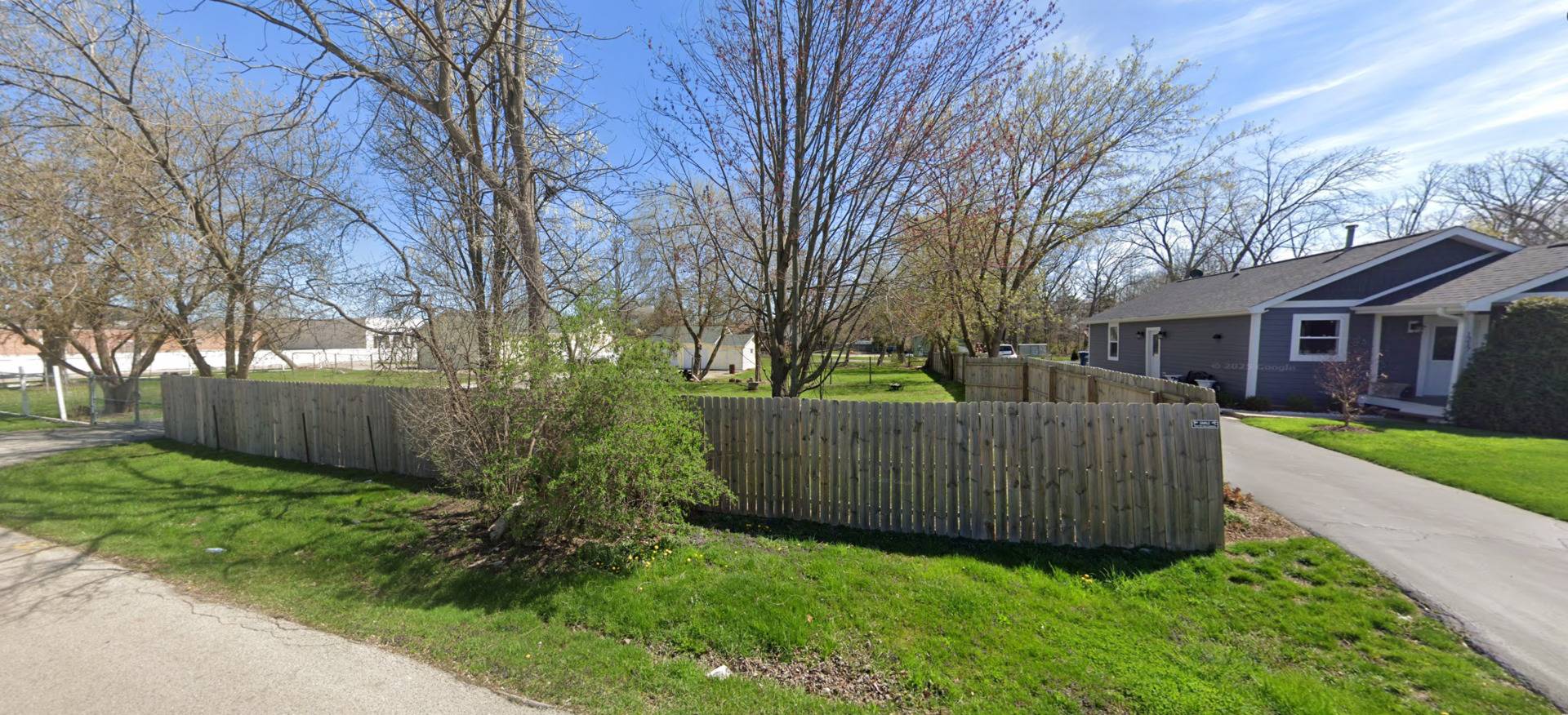 1213 Washington PARK, Waukegan, IL 60085