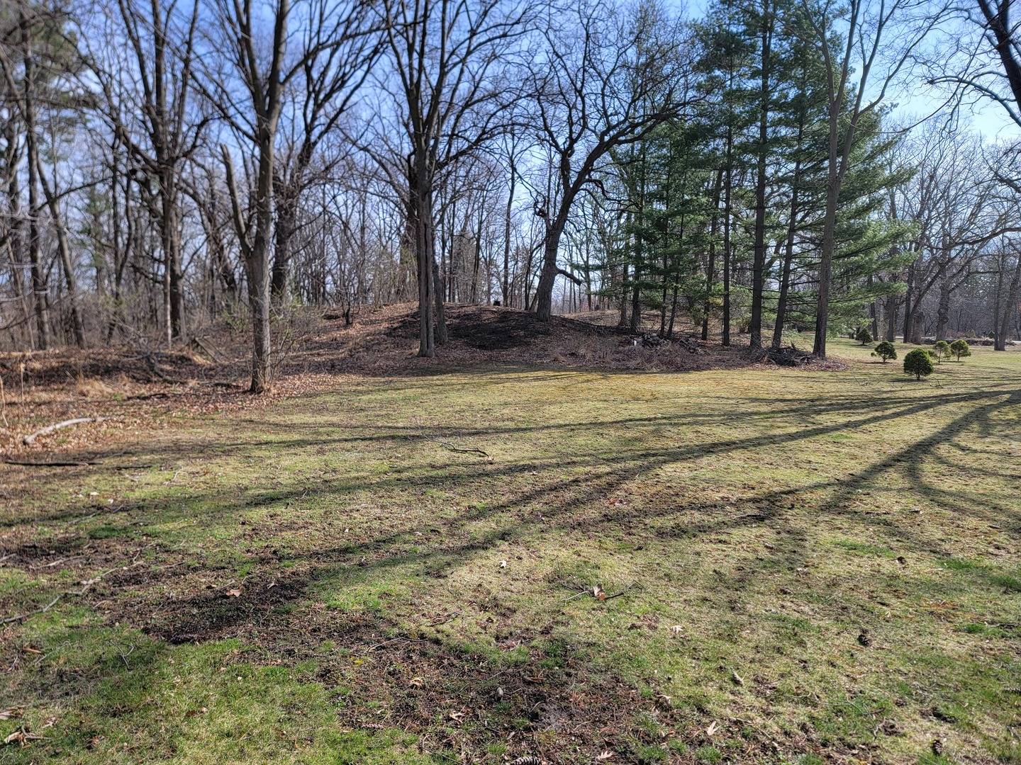 0000 Newbold RD, Cary, IL 60013