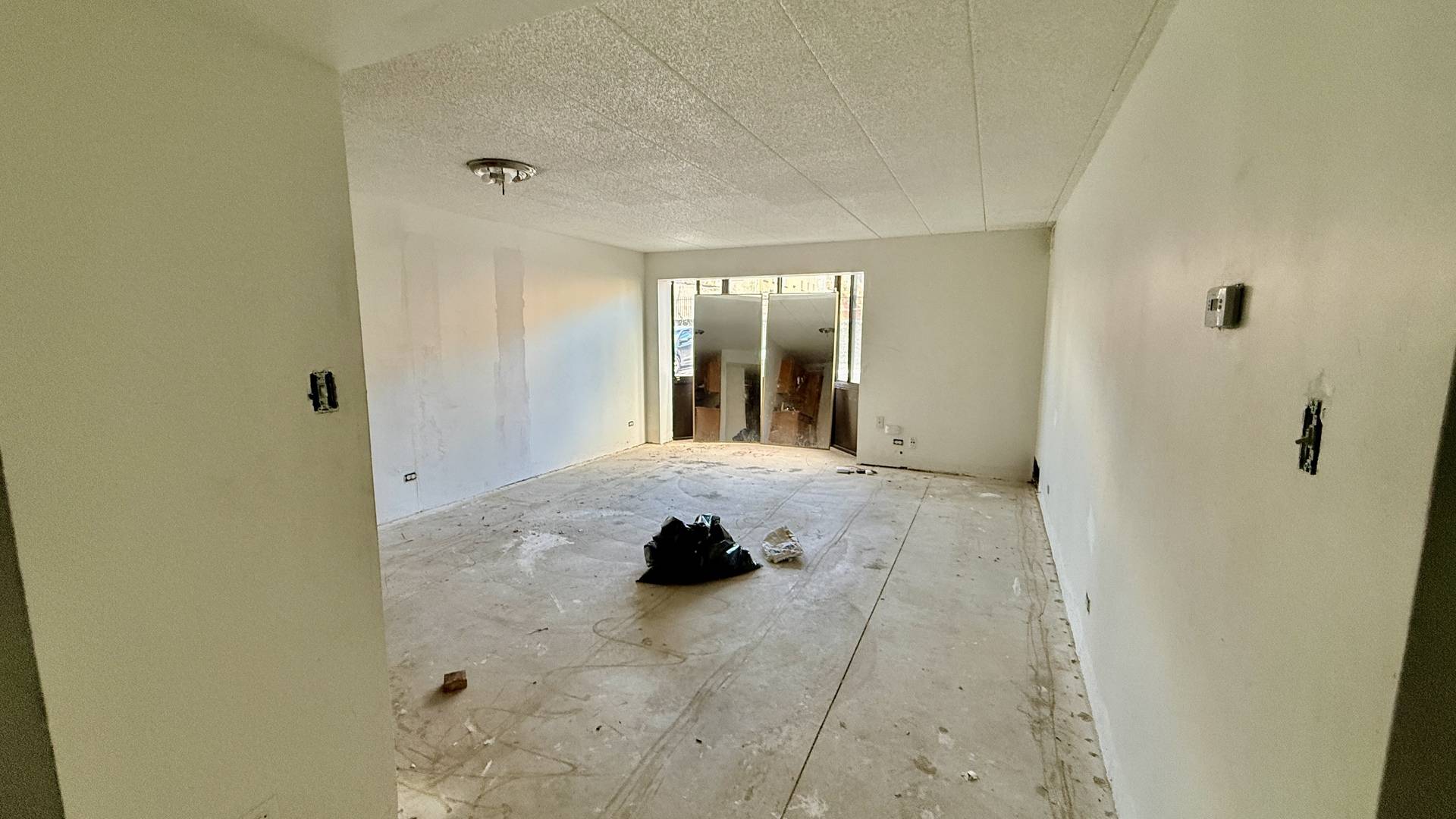 606 E Woodland Park AVE #105, Chicago, IL 60616