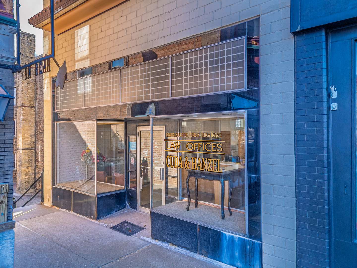 101 E Van Buren ST, Woodstock, IL 60098