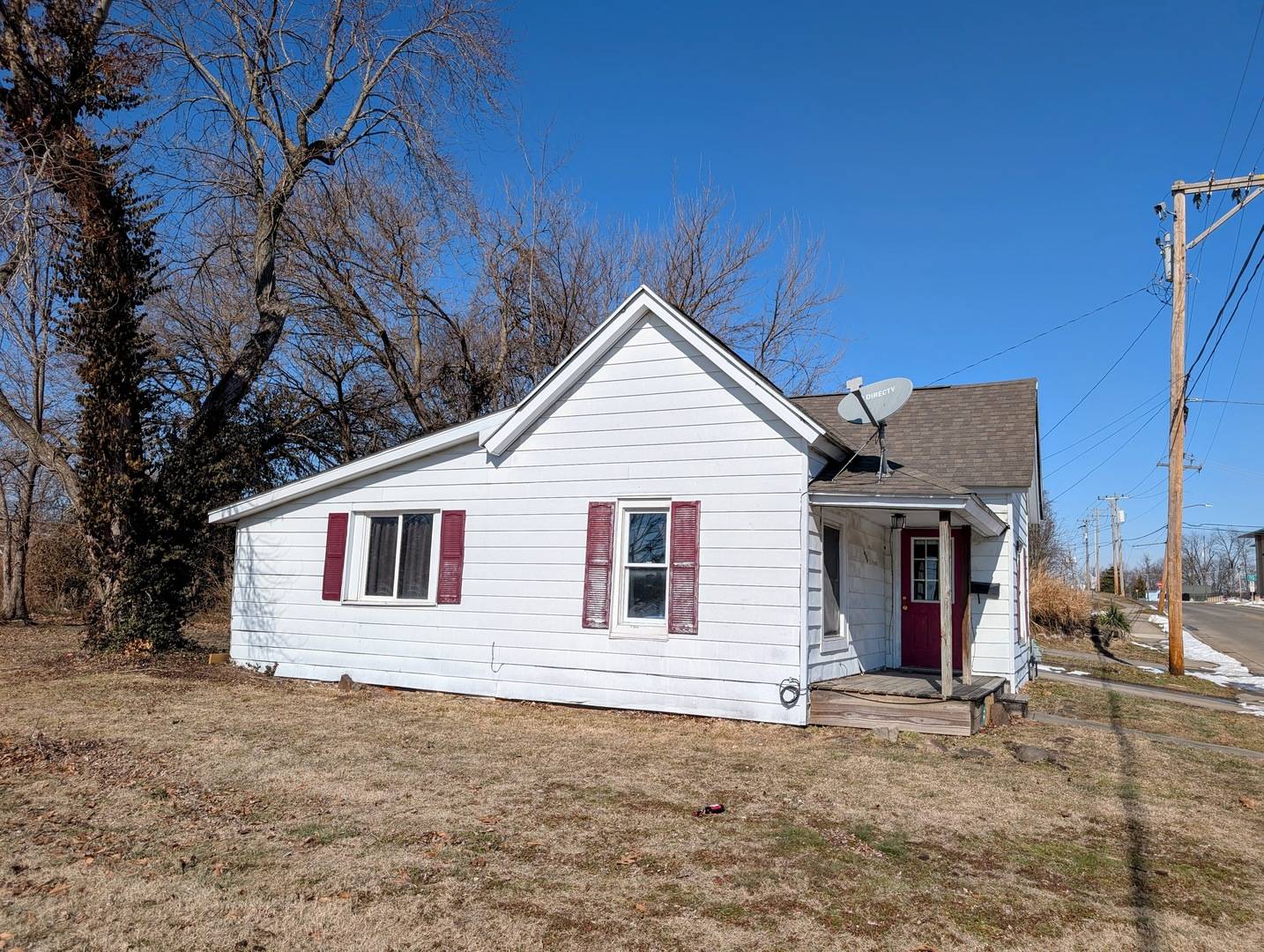 606 S WASHINGTON ST, Carbondale, IL 62901
