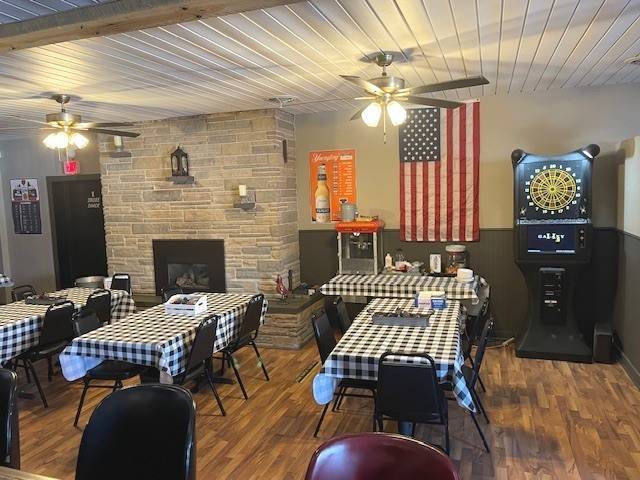 114 E Market ST, Sidell, IL 61876