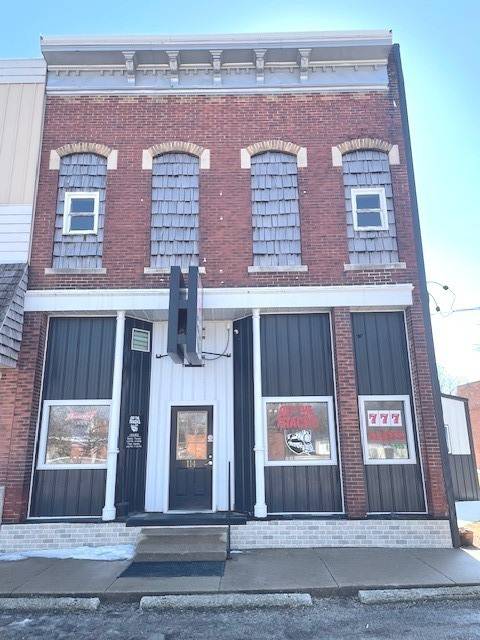 114 E Market ST, Sidell, IL 61876