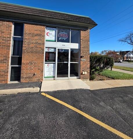 10540 W Cermak RD #2, Westchester, IL 60154