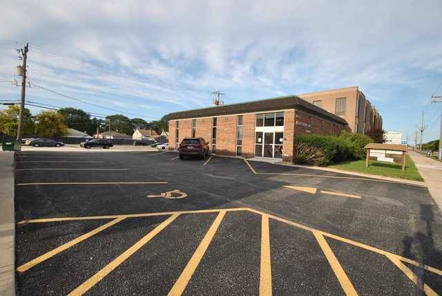 10540 W Cermak RD #2, Westchester, IL 60154