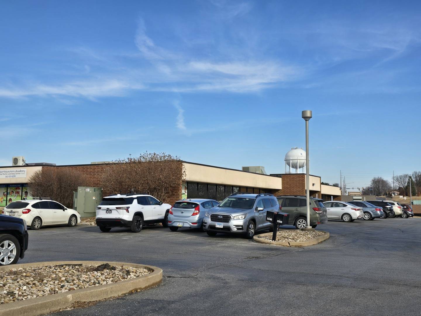 3390 Utica Ridge RD, Bettendorf, IA 52722