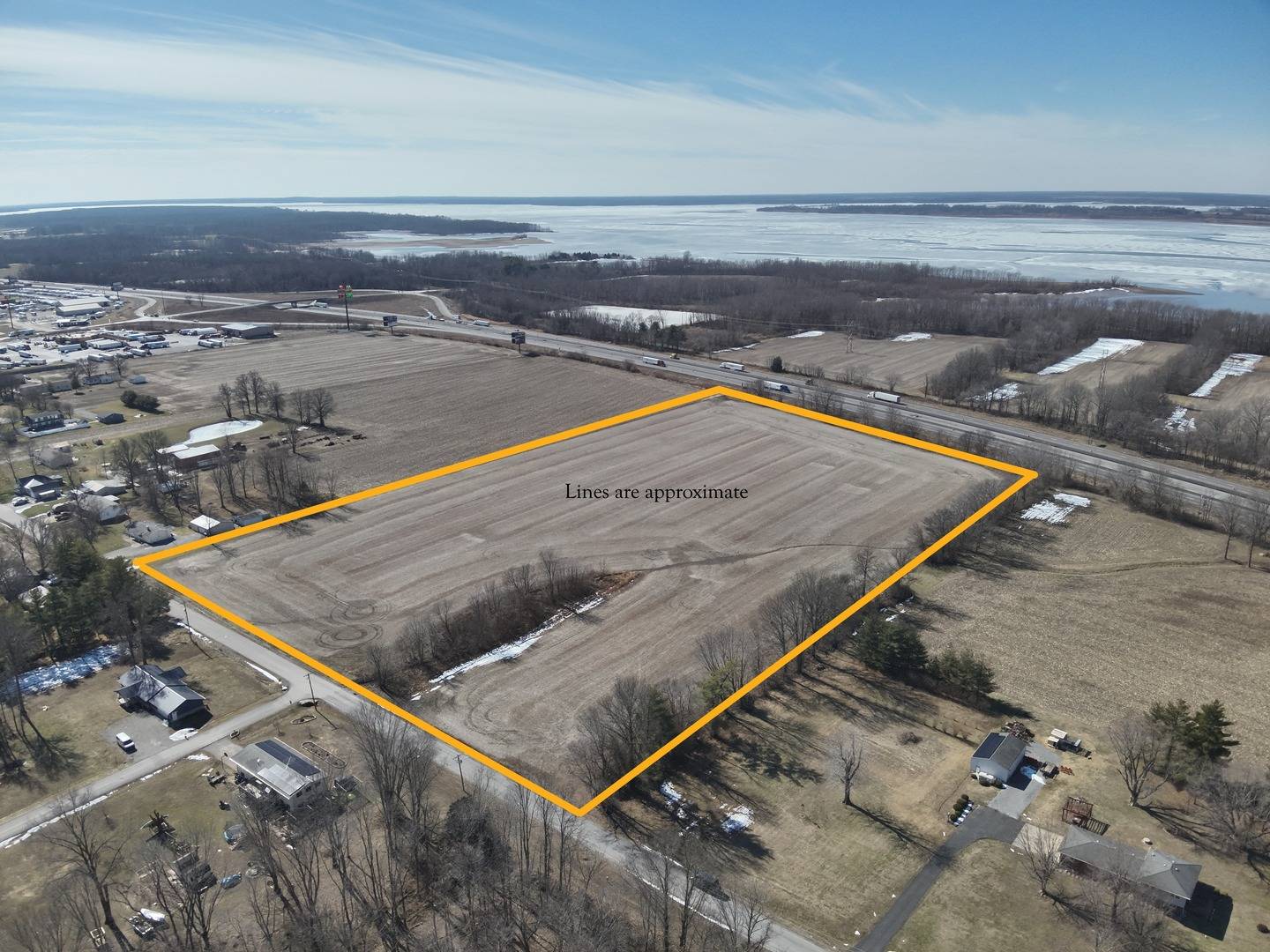 0000 N Oak ST, Ina, IL 62846