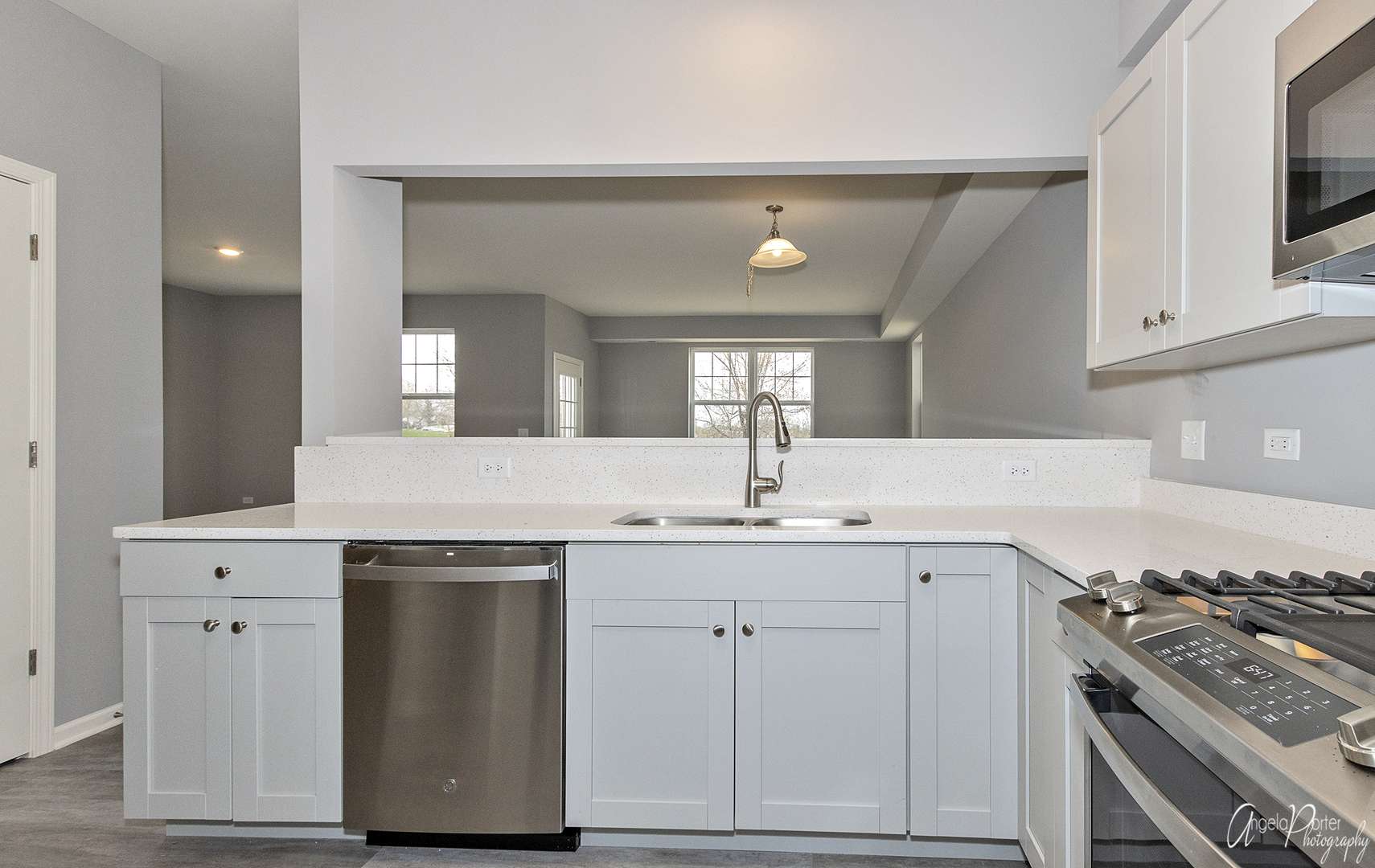 3926 Monica LN, Johnsburg, IL 60051