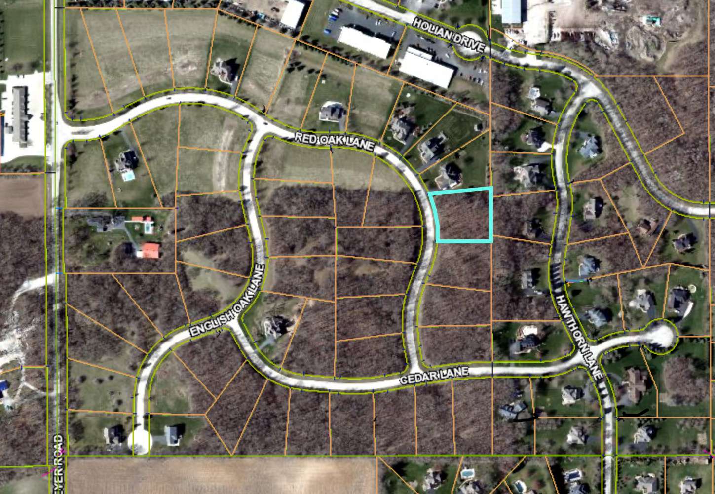 1852 Red Oak LN, Spring Grove, IL 60081