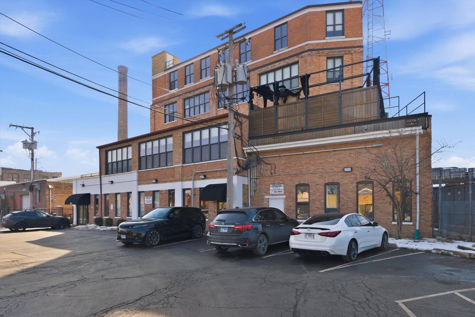 2675 W Grand AVE, Chicago, IL 60612