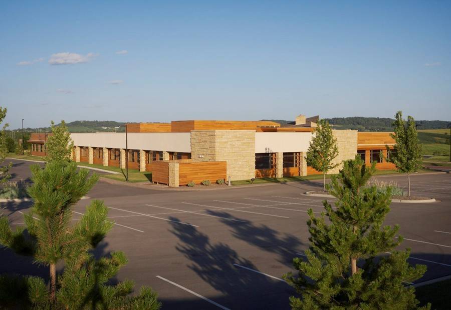 3565 Digital DR #B, Dubuque, IA 52003