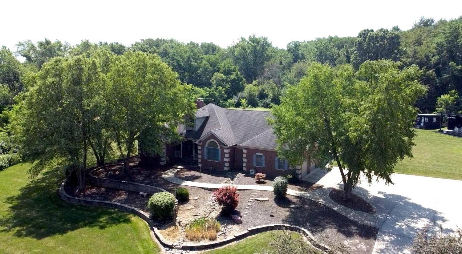 8855 E 93rd AVE, Crown Point, IN 46307
