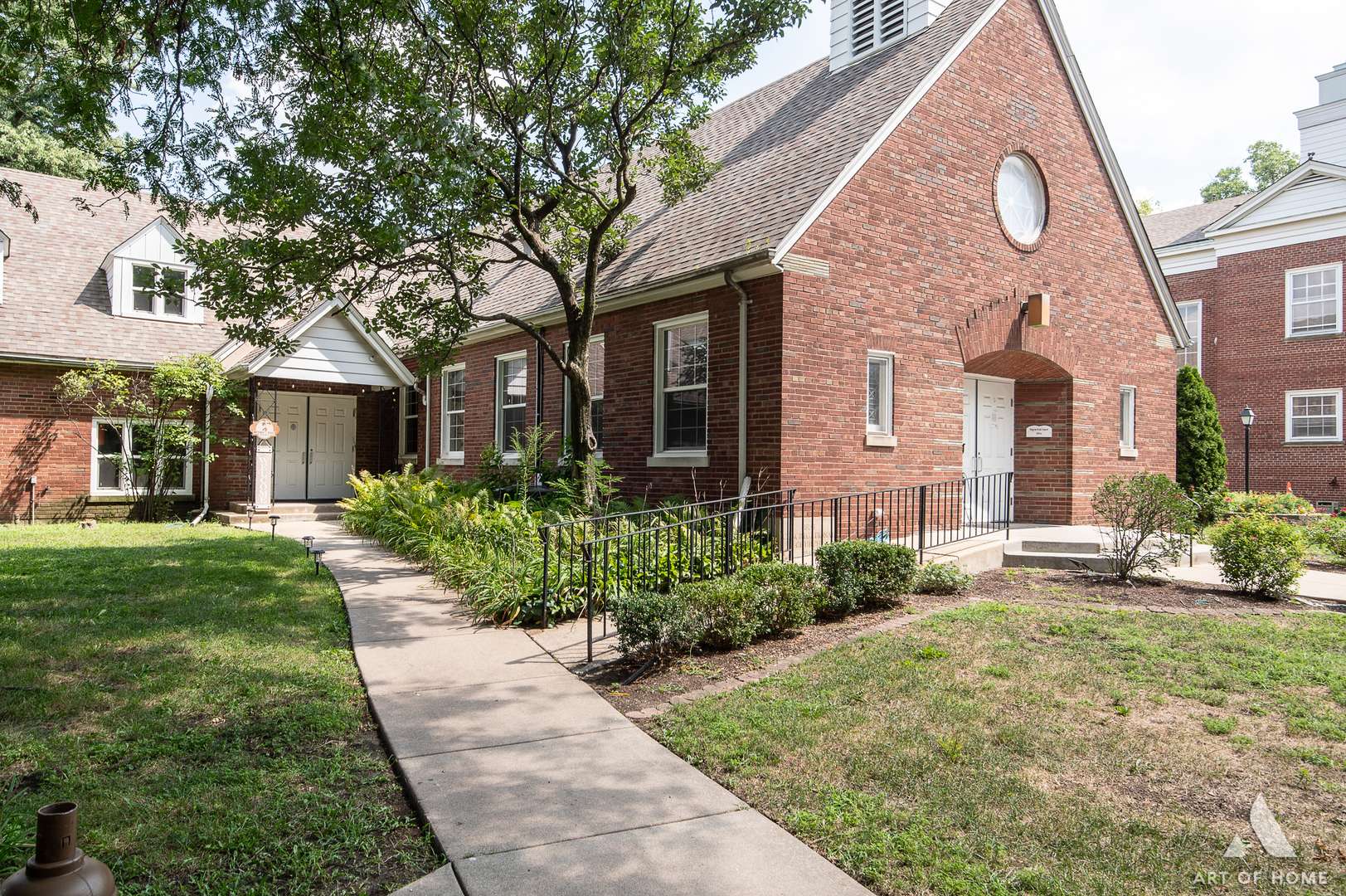 9411 S 51st AVE, Oak Lawn, IL 60453