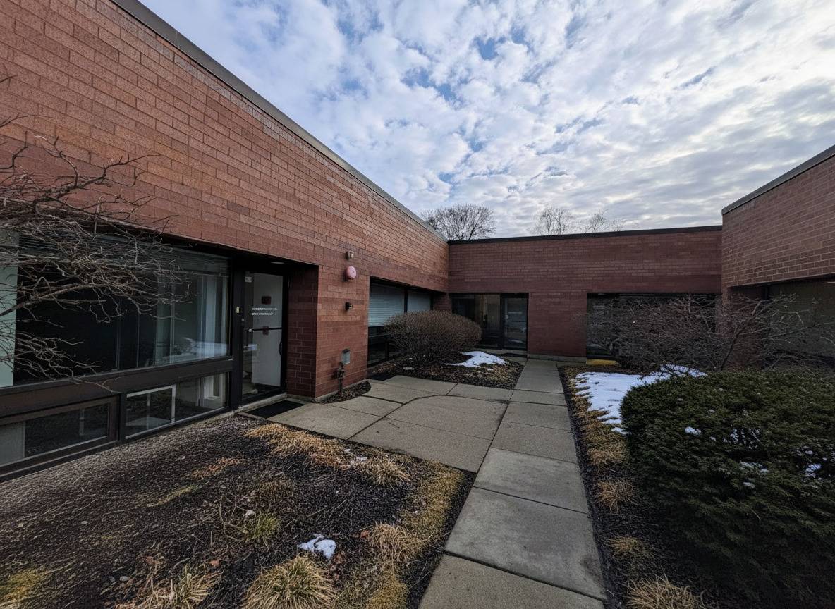 666 Dundee RD #900, Northbrook, IL 60062
