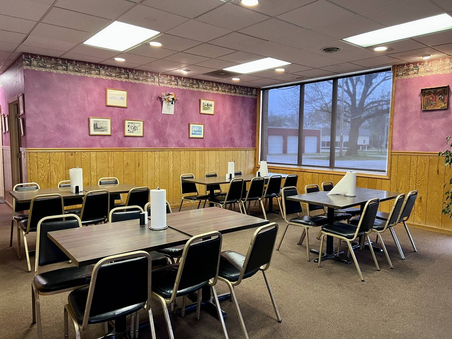 2578 E US HWY 36, Newman, IL 61942