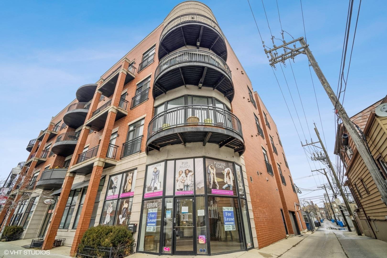 2954 W Irving Park RD, Chicago, IL 60618