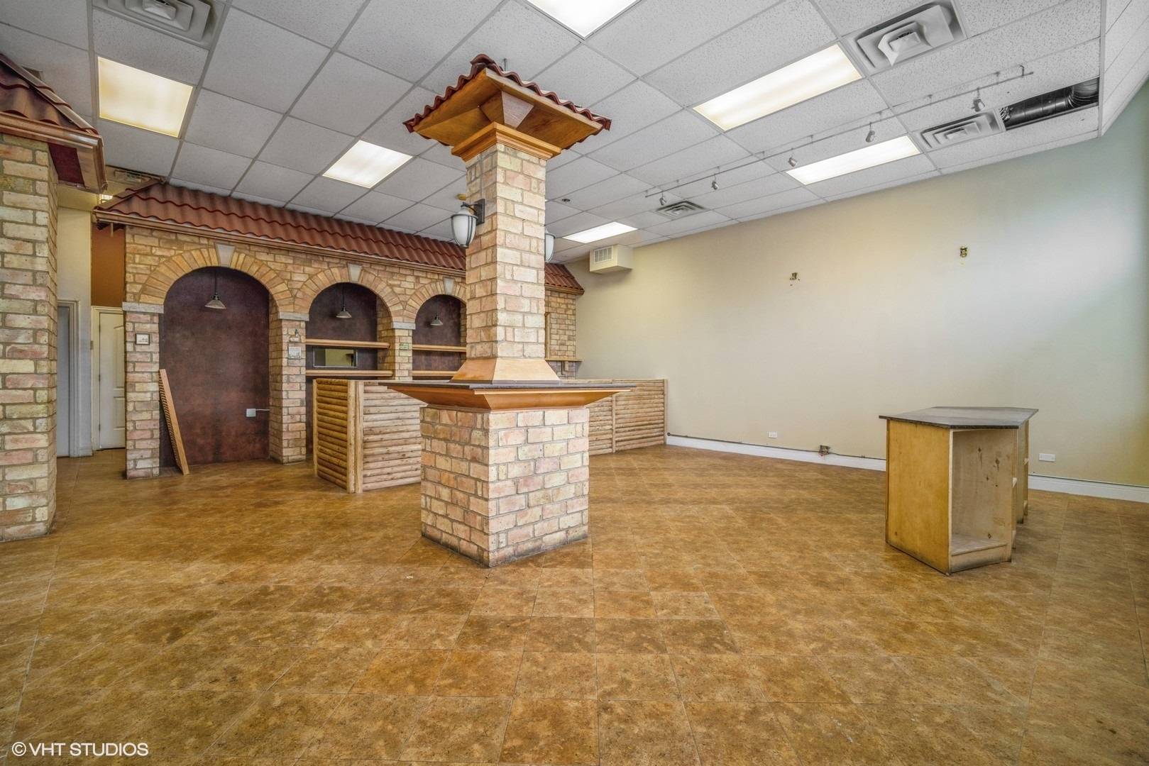 2954 W Irving Park RD, Chicago, IL 60618