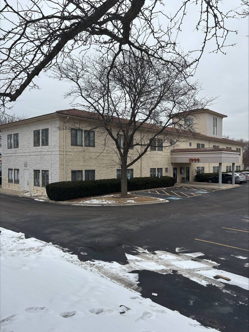 1999 75th ST #201, Woodridge, IL 60517