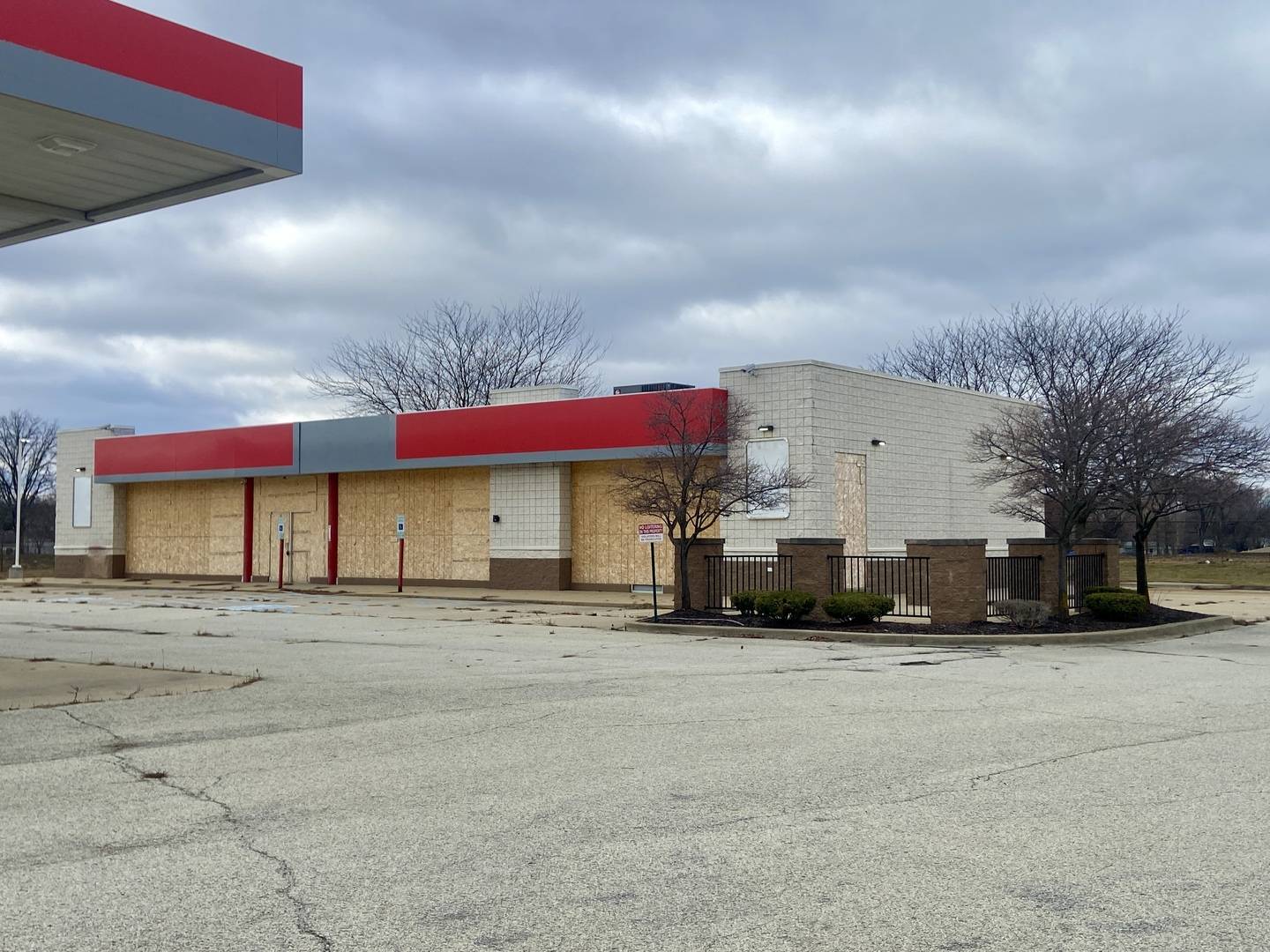1501 N Lincoln AVE, Urbana, IL 61801