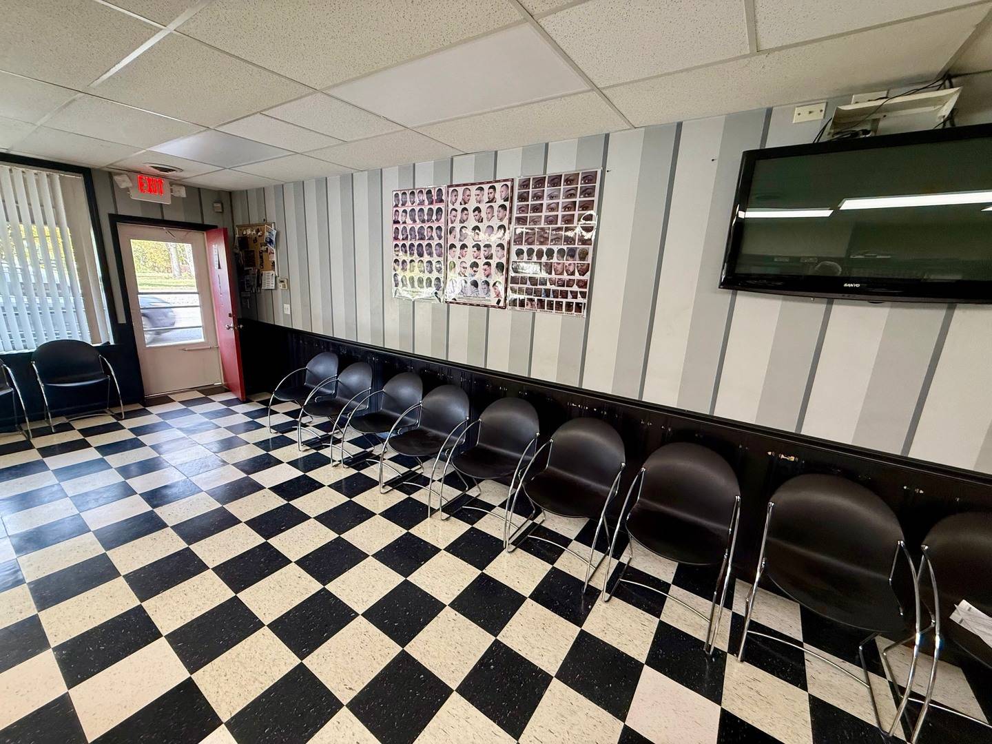320 S Chicago ST, Joliet, IL 60436