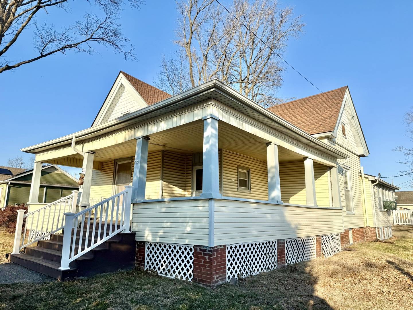 811 N Market ST, Marion, IL 62959