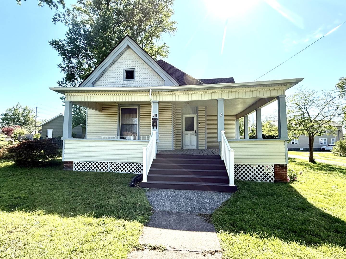 811 N Market ST, Marion, IL 62959