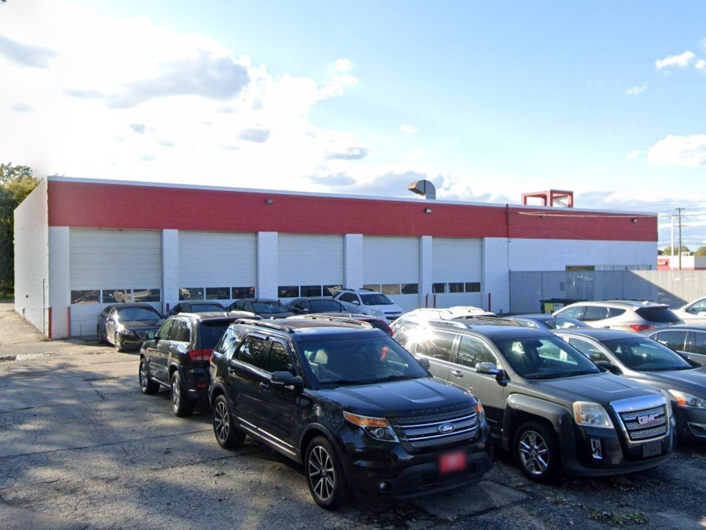 3375 Grand AVE, Waukegan, IL 60085