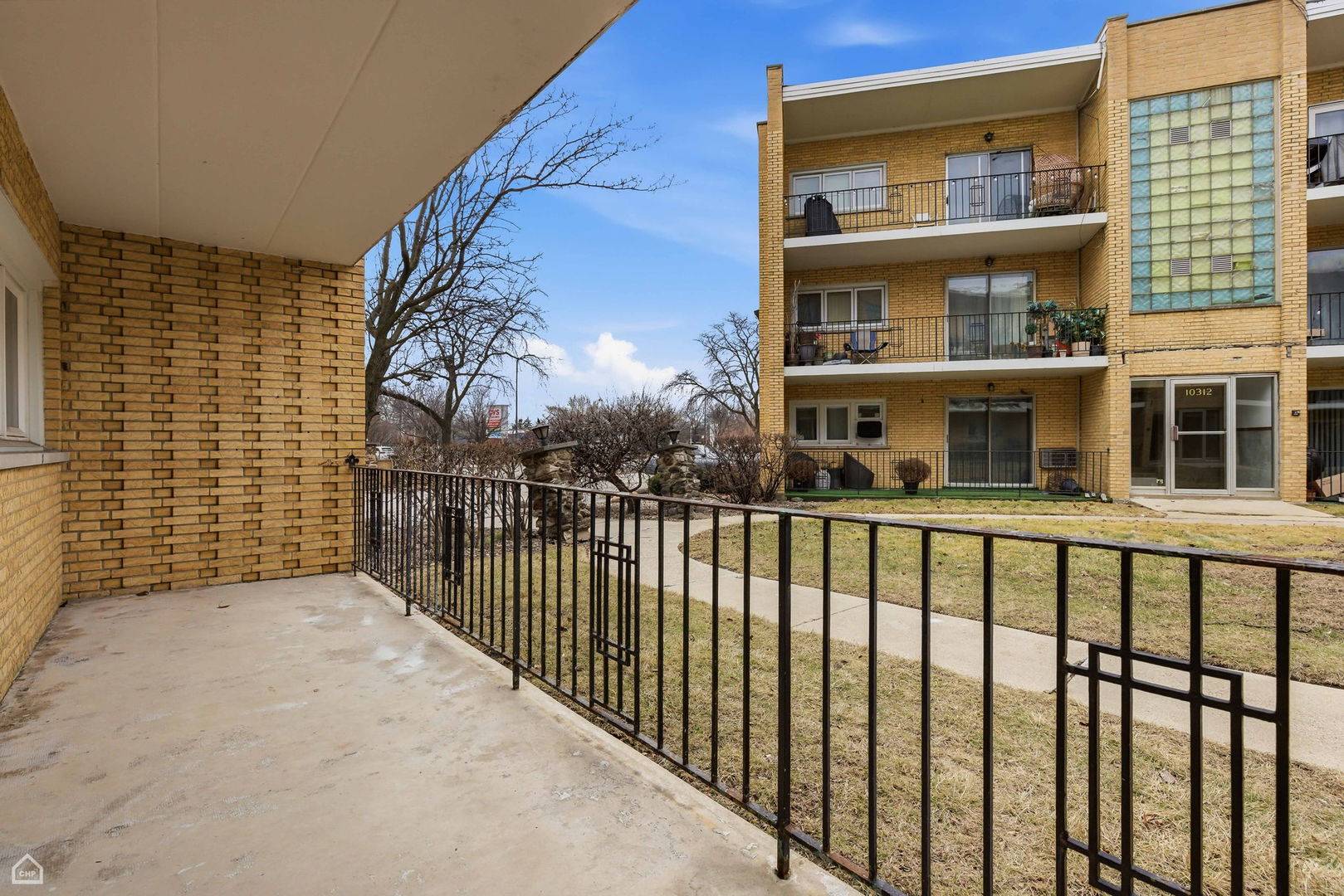 10300 S Pulaski RD #110A, Oak Lawn, IL 60453